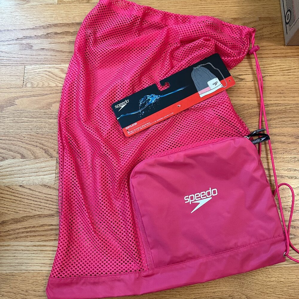 NWT Pink Speedo Deluxe Ventilator Mesh Bag
